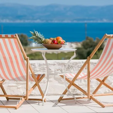 Сasa de vacaciones Cycladique Avec Piscine A Debordement Vue Imprenable Sur La *