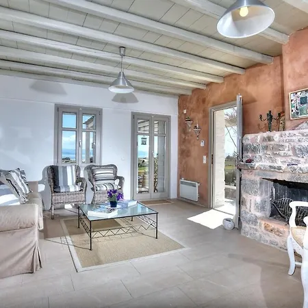 Prázdninový dům Cycladique Avec Piscine A Debordement Vue Imprenable Sur La Piso Livadi