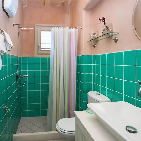 Casa de Férias Cycladique Avec Piscine à Débordement Vue Imprenable Sur La *