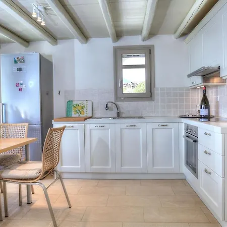 Hébergement de vacances Cycladique Avec Piscine à Débordement Vue Imprenable Sur La