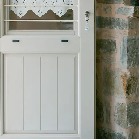 Hébergement de vacances Cycladique Avec Piscine à Débordement Vue Imprenable Sur La Piso Livadi